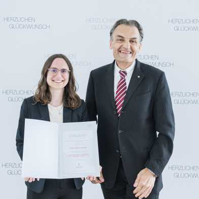 Rahel Herzog und Prof. em. Jan Kolar