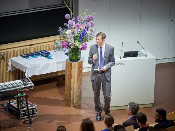 Prof. Christian Franck